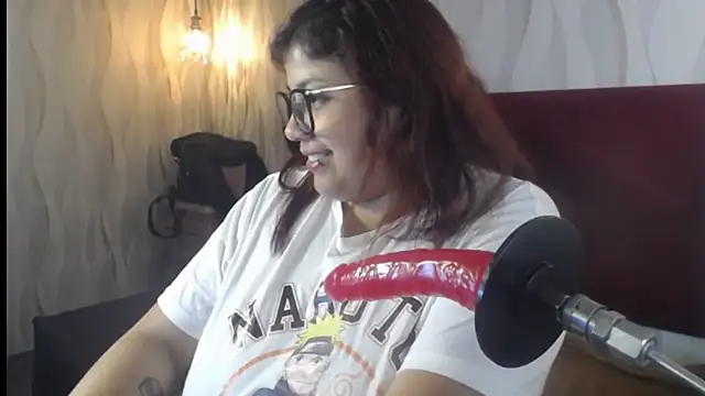 danna garza online show from 12-16-25, 04:50