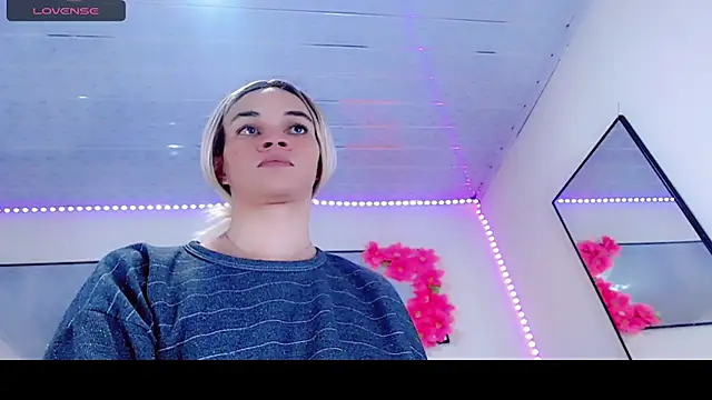 Karla hot777 online show from 03-27-26, 01:22