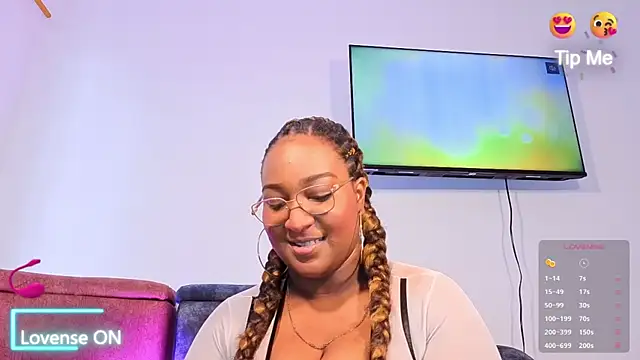 IssaNoirr online show from 01-11-26, 03:17