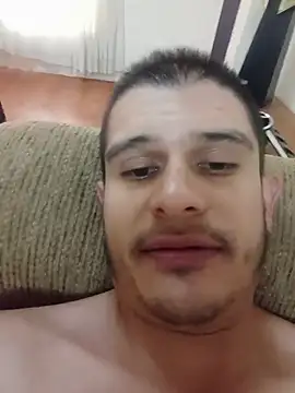 Snapshot of JorgeDaLeche1 chatting on 06-25-26, 08:35 JorgeDaLeche1 online show from 06-25-26, 08:35