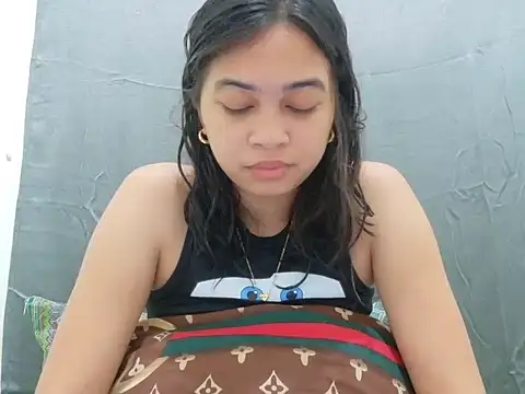 Ursexyasianskinny online show from 04-05-26, 05:37