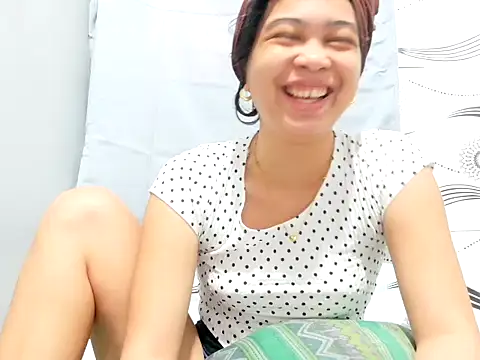 Snapshot of Ursexyasianskinny chatting on 05-31-26, 05:15 Ursexyasianskinny online show from 05-31-26, 05:15