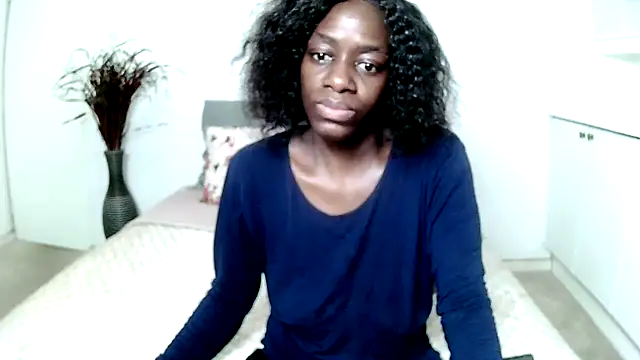 BrunetteNaomi8 online show from 03-06-26, 08:38