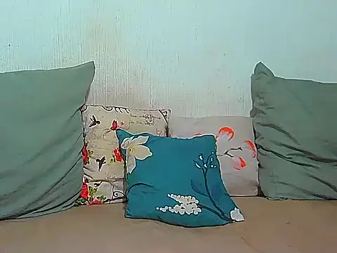 BrunetteNaomi8 online show from 04-08-26, 08:09