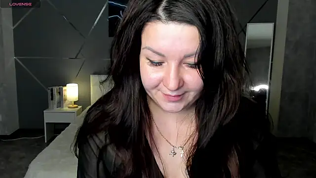 still  her online show from 12-02-25, 01:11