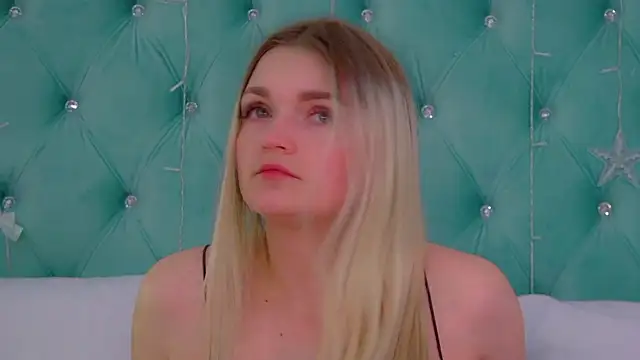 AnnyRaii online show from 01-13-26, 06:08