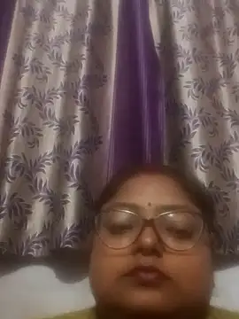 Snapshot of Simran62 chatting on 01-11-26, 05:40 Simran62 online show from 01-11-26, 05:40