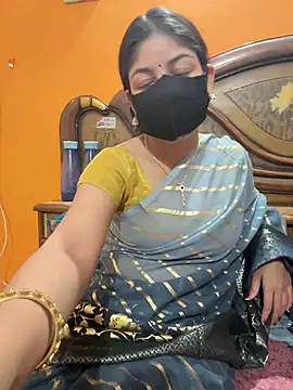 cutestpearl online show from 04-13-26, 06:57