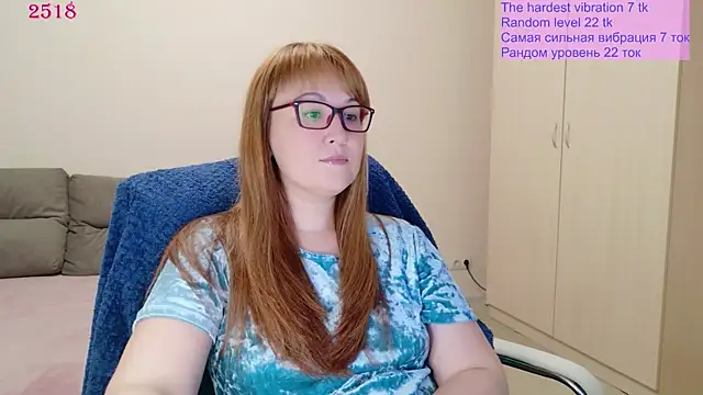 Snapshot of Foxy-lady chatting on 07-14-26, 05:07 Foxy-lady online show from 07-14-26, 05:07