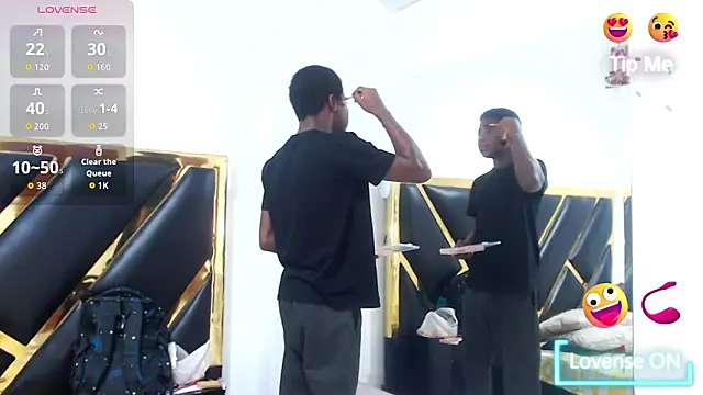 NoahJhonson69 online show from 02-04-26, 12:00