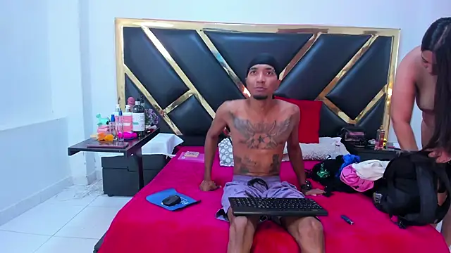 Caroyandy3 online show from 11-21-25, 07:34