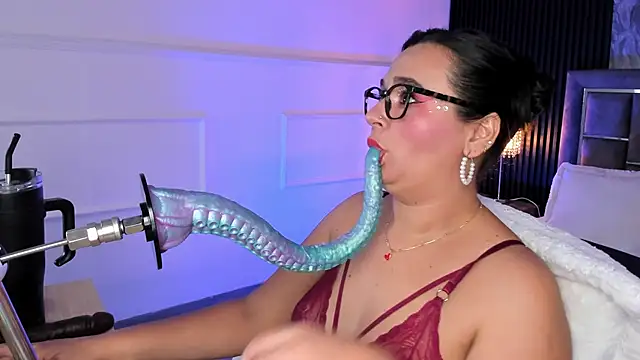 Sienarosewood online show from 06-19-26, 04:17