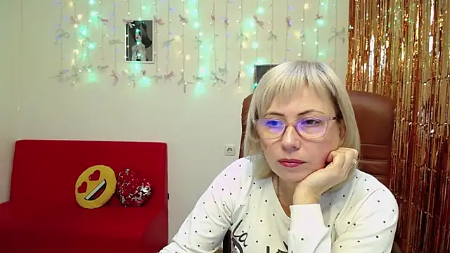 LaurenWishy online show from 01-11-26, 06:18