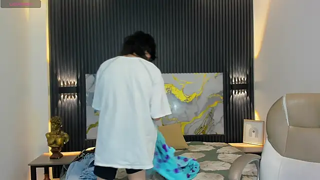 Snapshot of Sylasfrost chatting on 11-20-25, 07:02 Sylasfrost online show from 11-20-25, 07:02