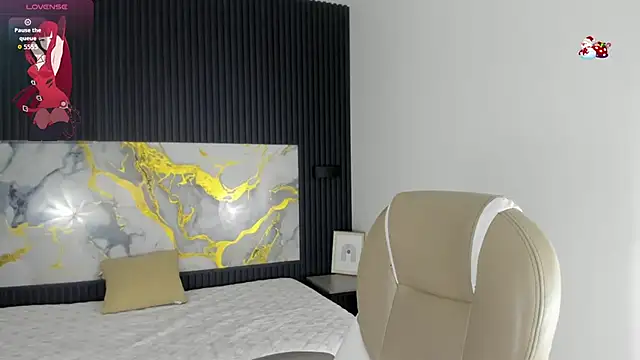 Snapshot of Sylasfrost chatting on 11-22-25, 07:35 Sylasfrost online show from 11-22-25, 07:35