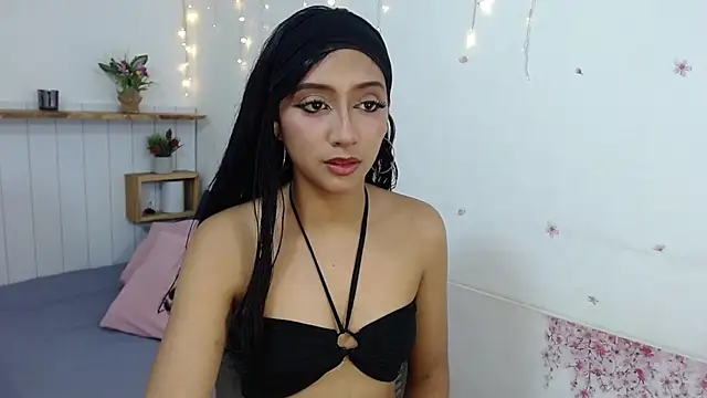 Snapshot of Karol_Soft chatting on 11-21-25, 07:45 Karol Soft online show from 11-21-25, 07:45