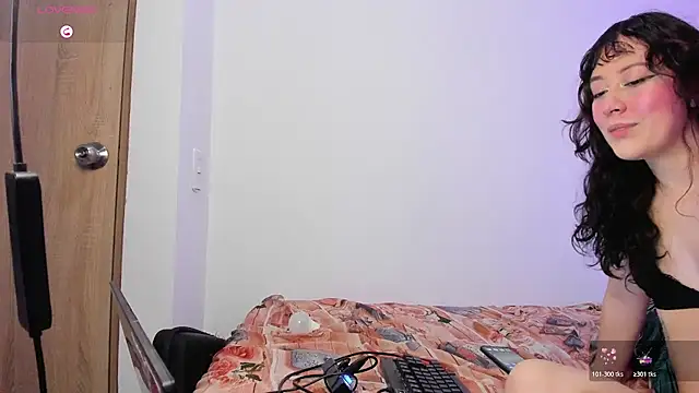 tessa  evans online show from 06-10-26, 01:28