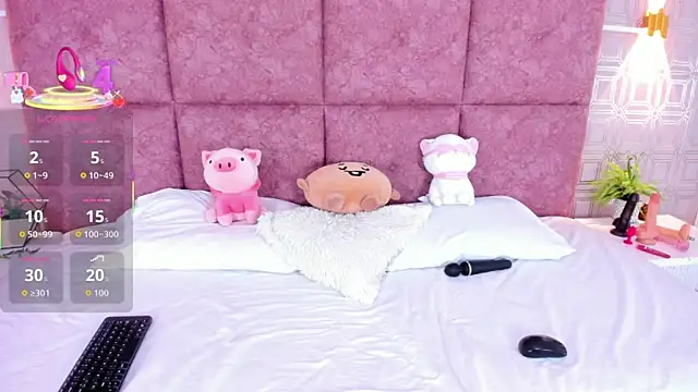 NathalieRoss1 online show from 04-07-26, 01:06