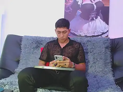 Snapshot of ATLASVANDRAKE chatting on 11-27-25, 08:33 ATLASVANDRAKE online show from 11-27-25, 08:33