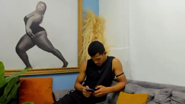 Snapshot of maikol_twinkx chatting on 12-02-25, 06:25 maikol twinkx online show from 12-02-25, 06:25