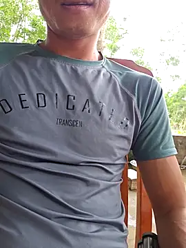 huykkk99 online show from 02-28-26, 04:57