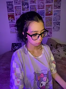 Valen-Foxx1 online show from 12-15-25, 05:34