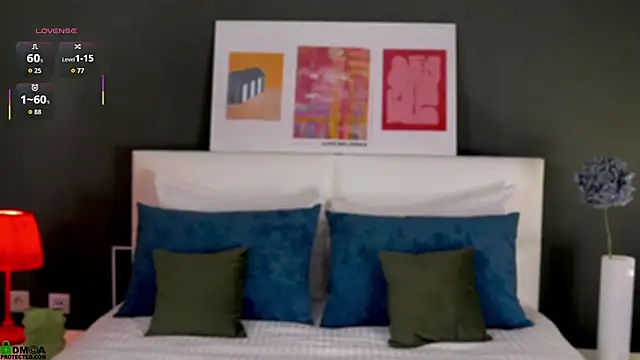 EmilyNoiri online show from 11-29-25, 01:41