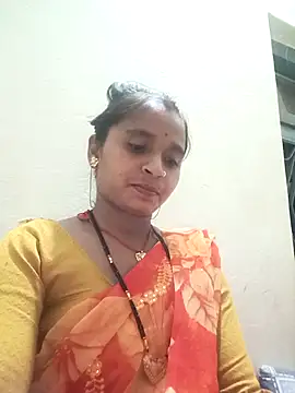 Hot erion online show from 11-21-25, 02:27