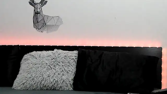 sweetl30 online show from 02-11-26, 06:18