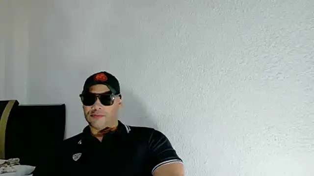 musclehetero online show from 08-03-26, 01:16