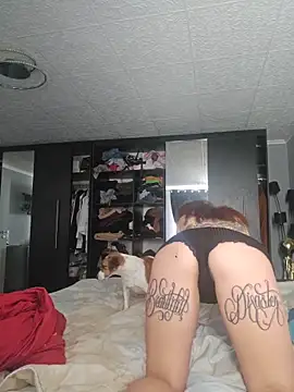 Snapshot of Megintbeus chatting on 11-19-25, 01:00 Megintbeus online show from 11-19-25, 01:00