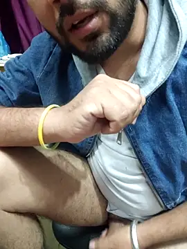 Snapshot of Cute_Lucky chatting on 11-29-25, 05:05 Cute Lucky online show from 11-29-25, 05:05