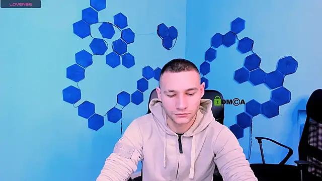 fred strong online show from 12-05-25, 10:57