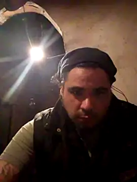 Snapshot of Maxirasta12_ chatting on 07-22-26, 03:53 Maxirasta12 online show from 07-22-26, 03:53