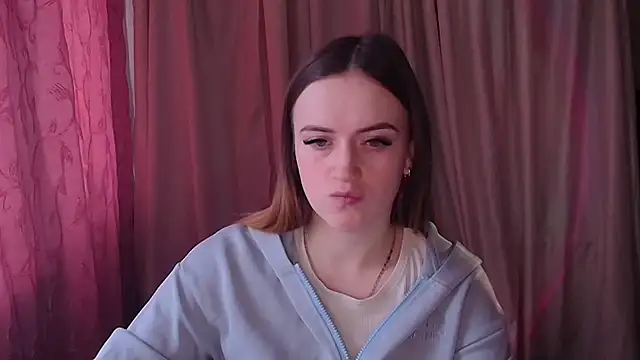 Illa May online show from 02-05-26, 08:30