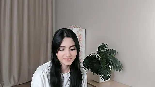 MonaChim online show from 11-27-25, 02:08