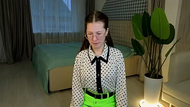 Snapshot of MiraFenech chatting on 12-03-25, 05:26 MiraFenech online show from 12-03-25, 05:26