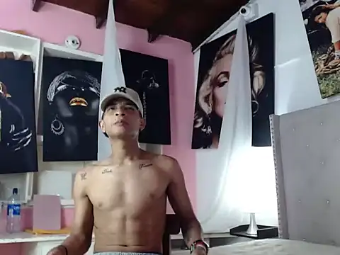 crissex3 online show from 02-21-26, 12:39