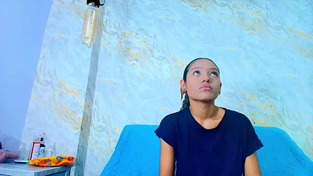 Snapshot of sofiaa_little chatting on 12-02-25, 07:31 sofiaa little online show from 12-02-25, 07:31