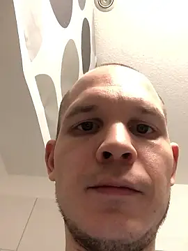 Spielzeugtwink online show from 01-05-26, 10:24