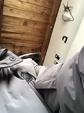 Spielzeugtwink online show from 02-13-26, 01:29