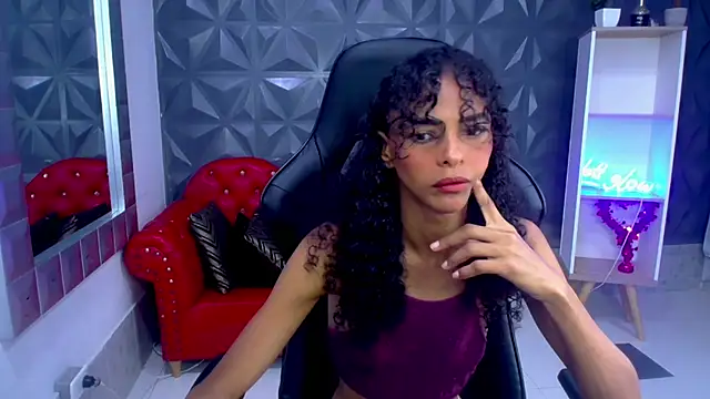 becky lynch 102 online show from 01-09-26, 12:41