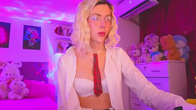 MadamBarbiee online show from 11-26-25, 11:50