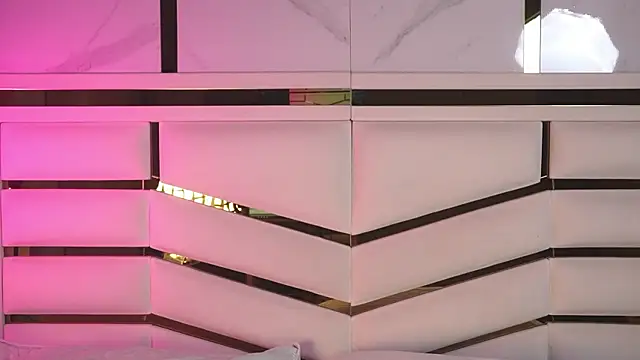 luciana agudelo online show from 03-23-26, 07:18