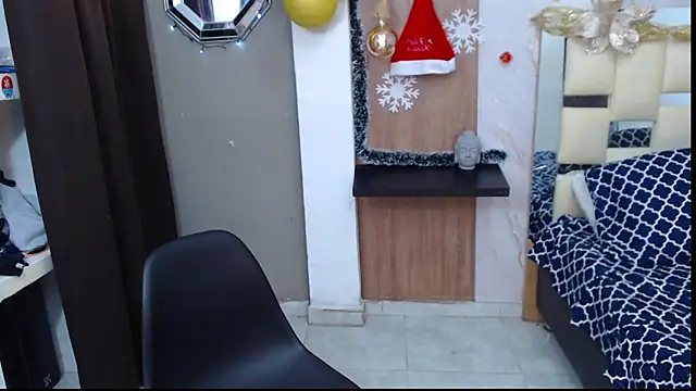 sweett love  online show from 11-24-25, 04:23