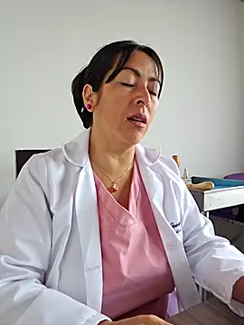 JustSamantha  online show from 12-04-25, 01:20