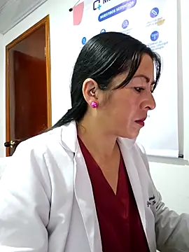 JustSamantha  online show from 04-13-26, 11:16