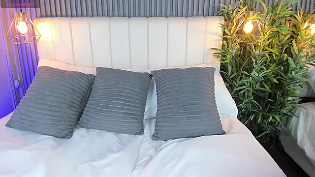 JulianaCord  online show from 11-26-25, 06:03