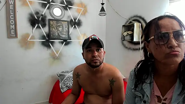 StephaniaAndRandy online show from 11-26-25, 04:08