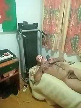 Jonas199100 online show from 11-24-25, 08:41